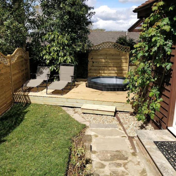 The Retreat Villa Chelwood Gate Екстериор снимка